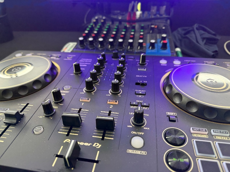 Soundbytes Mobile DJ Service photo 2