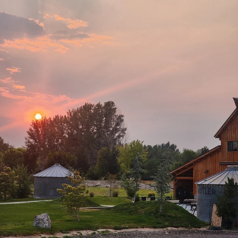 Lake Side Barn photo 5