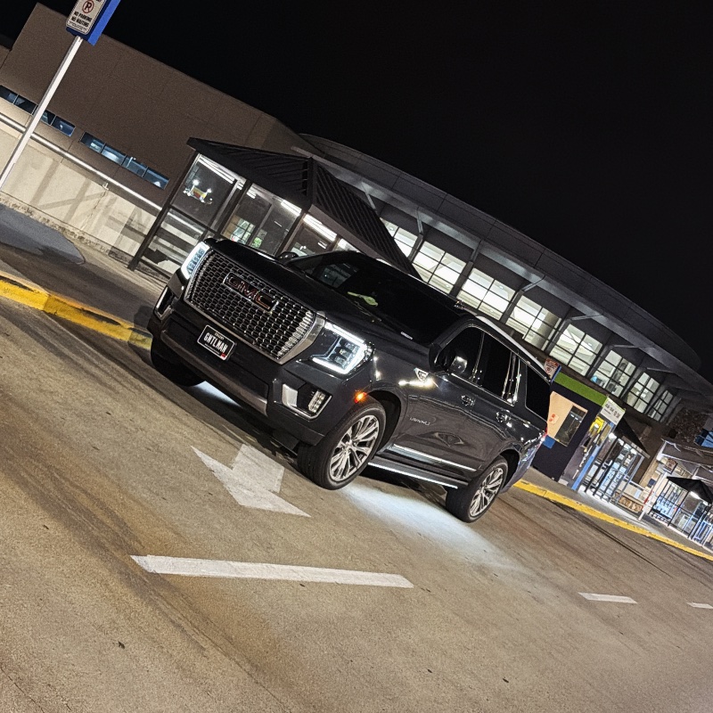 GENTLEMAN LIMOUSINES LLC photo 3
