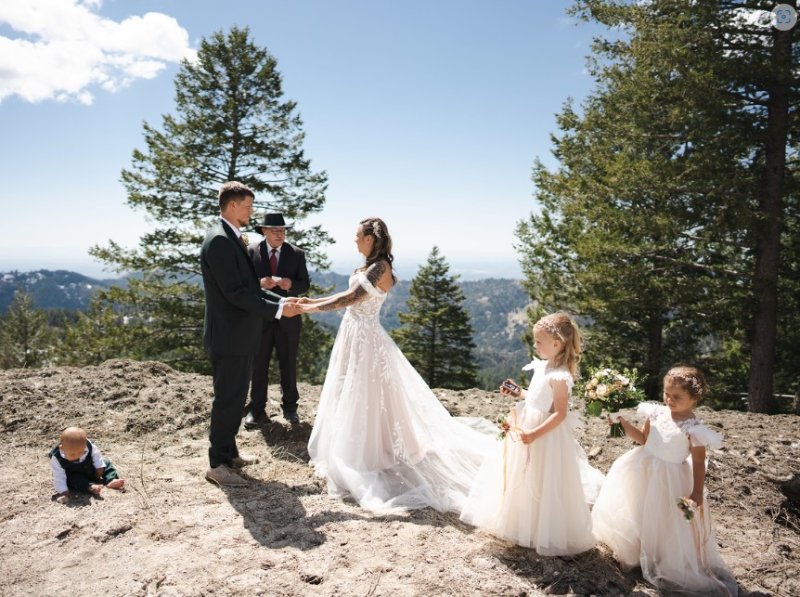 Bruce Purcell - Wedding Officiant photo 4